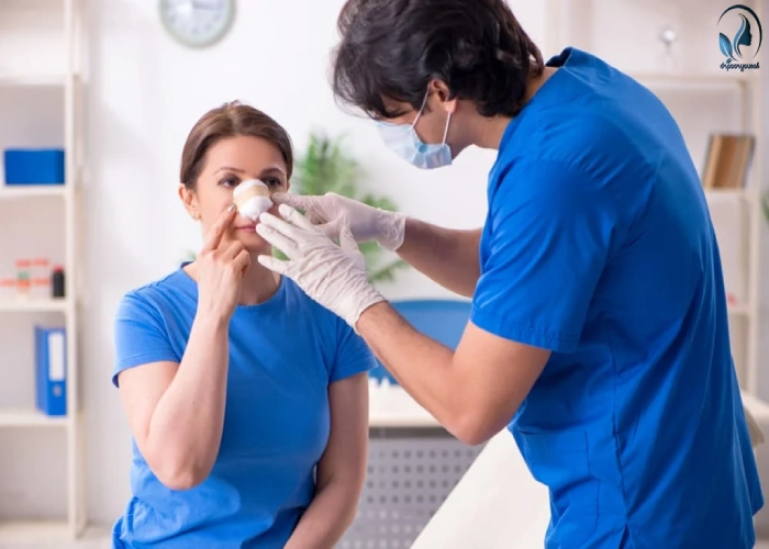 چسب زدن بینی بعد از عمل- دکتر کامبیز پوریوسف