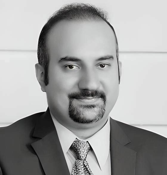 دکتر خسرو مقتدر – بهترین جراح بینی نیمه فانتزی در تهران | جراح پلاستیک